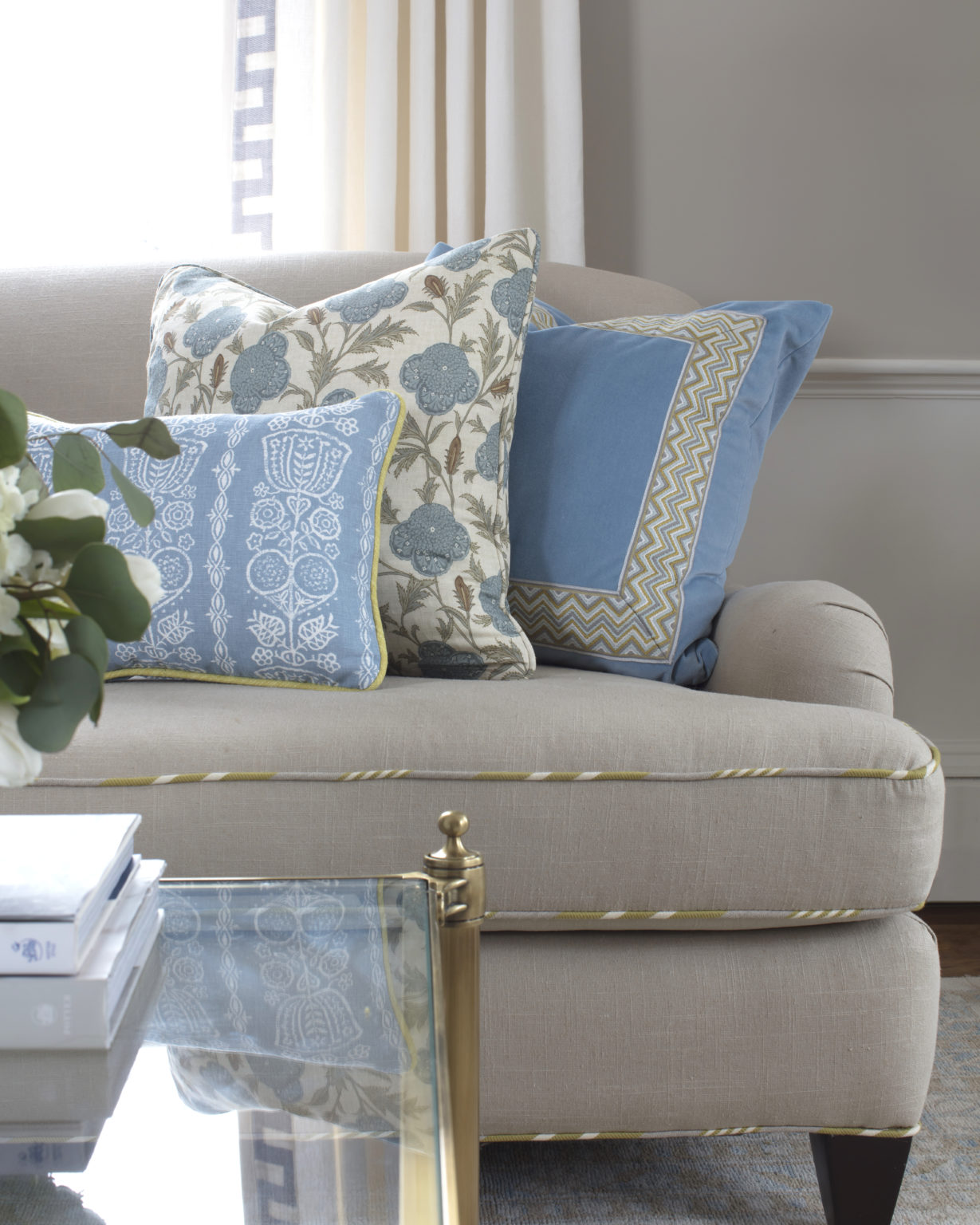 Elements of Style - Throw Pillow Round Up