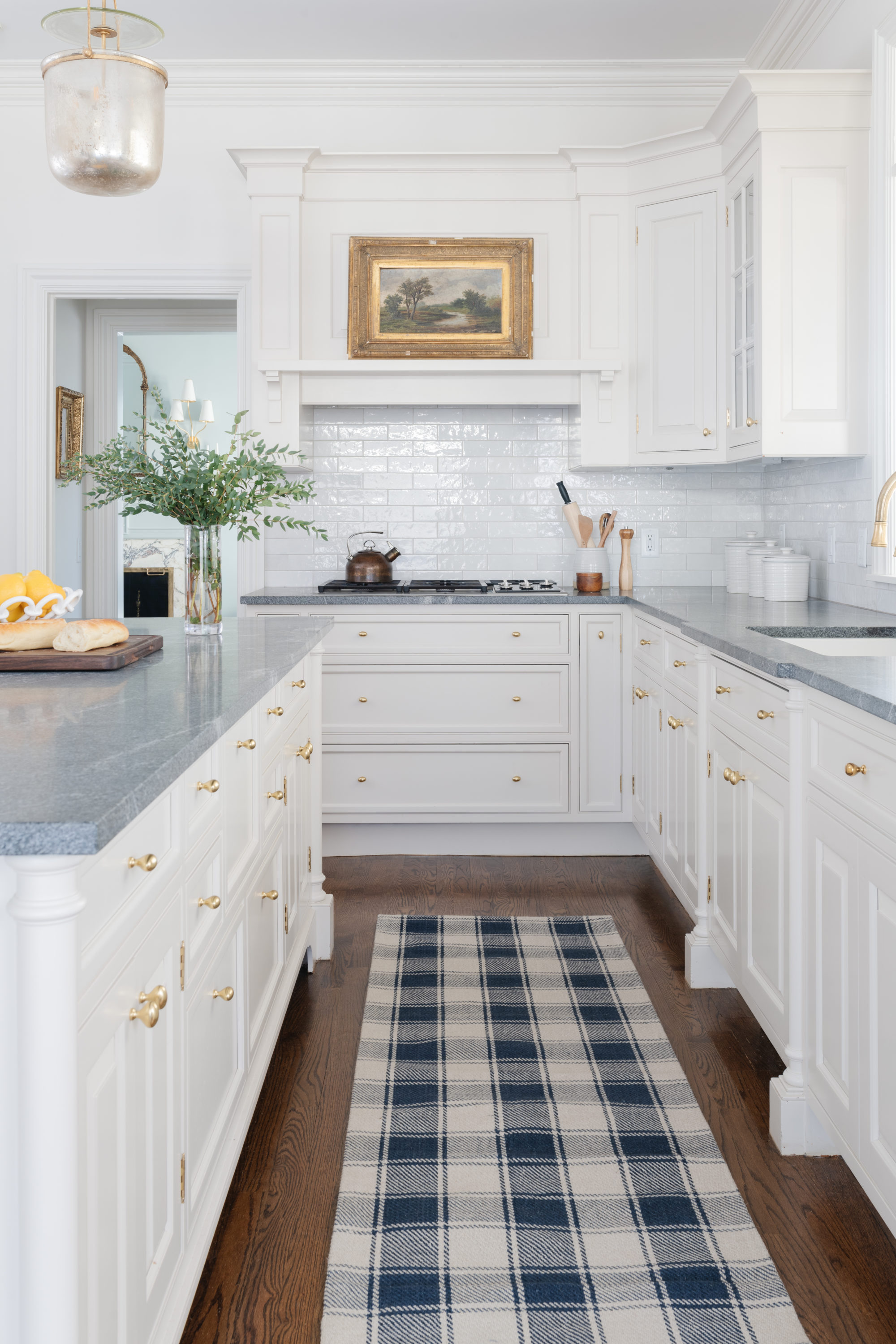 28 White Kitchen Design Ideas - Decorating White Kitchens